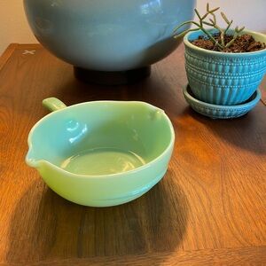 Fire King Jadeite skillet - double spout